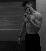 Миниатюра Мужчина Жиго Вахитовский Фотография 