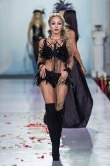 Миниатюра Индивидуалка Луна Советский Фотография 